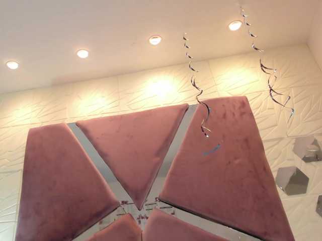 sol-angel live cam on BongaCams