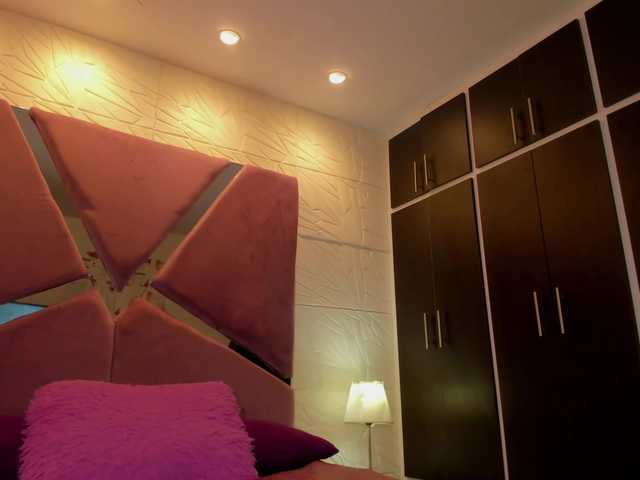 sol-angel live cam on BongaCams