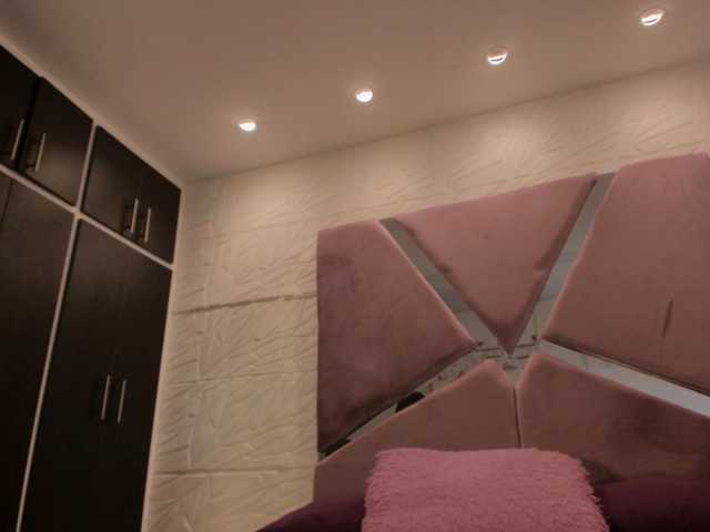 sol-angel live cam on BongaCams