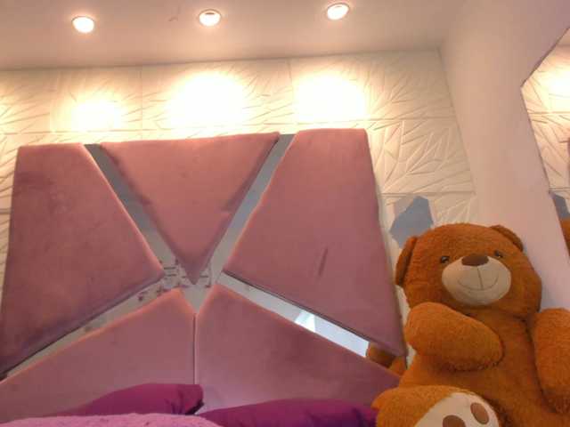 sol-angel live cam on BongaCams