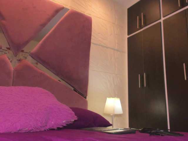 sol-angel live cam on BongaCams