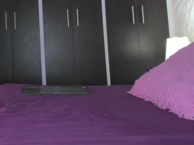 sol-angel live cam on BongaCams