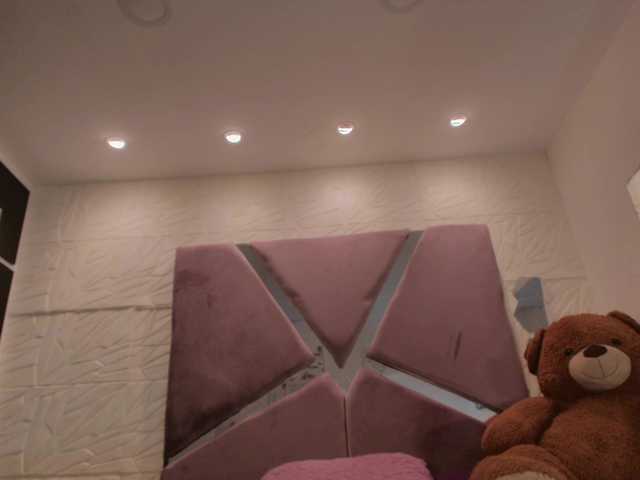 sol-angel live cam on BongaCams