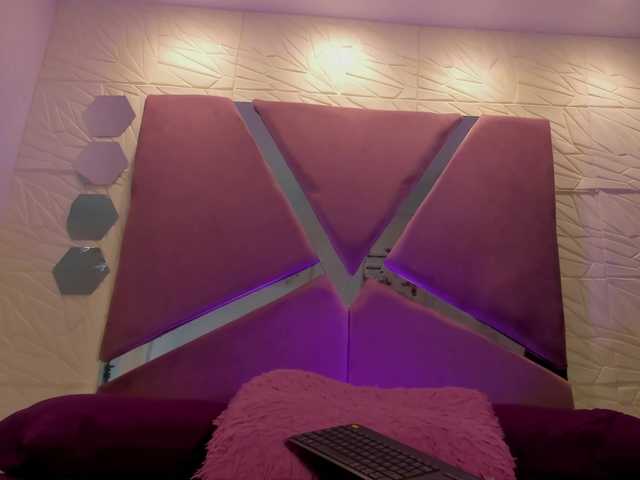 sol-angel live cam on BongaCams
