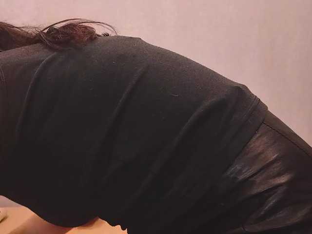 AntoniettaPettus's BongaCams show and profile