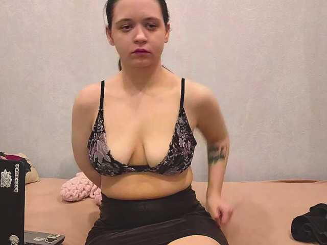 AntoniettaPettus's BongaCams show and profile