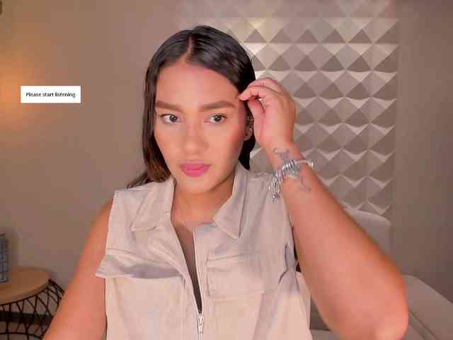 SophieWatsonX webcam