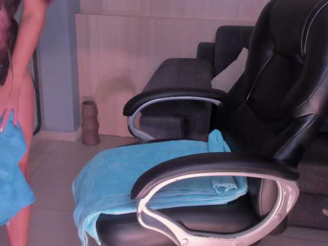 LillySolem's BongaCams show and profile