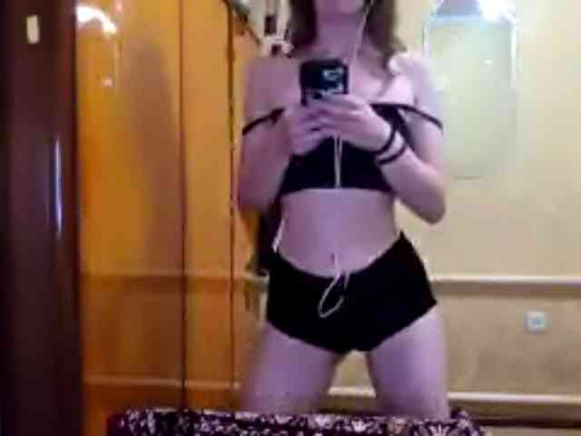 CharissePopowski webcam