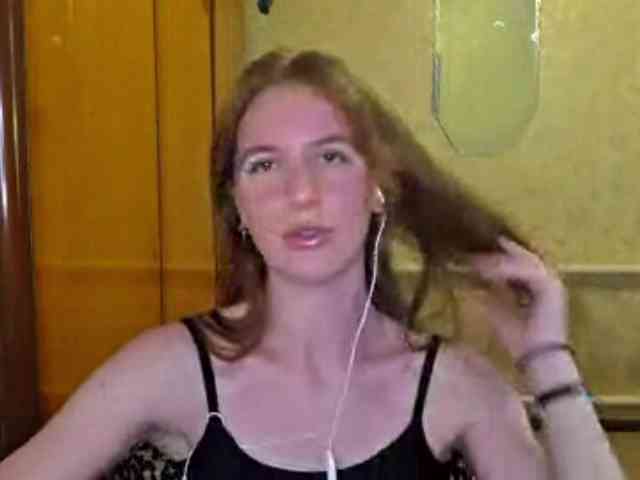 CharissePopowski webcam