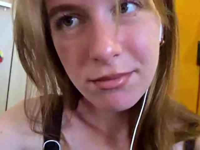 CharissePopowski webcam