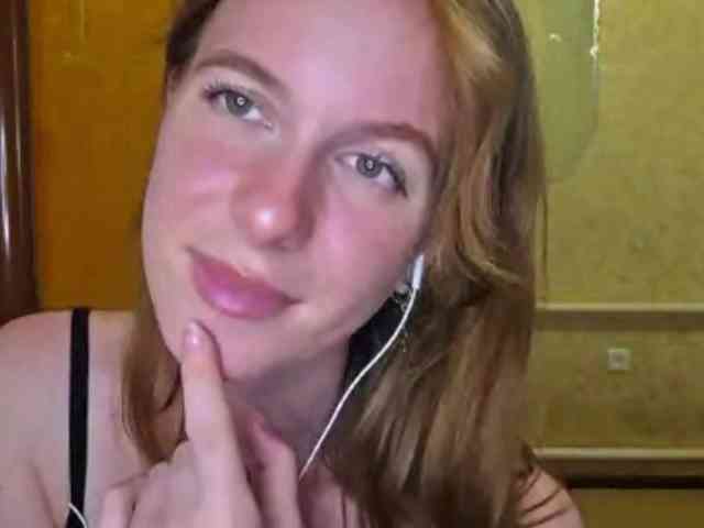 CharissePopowski webcam