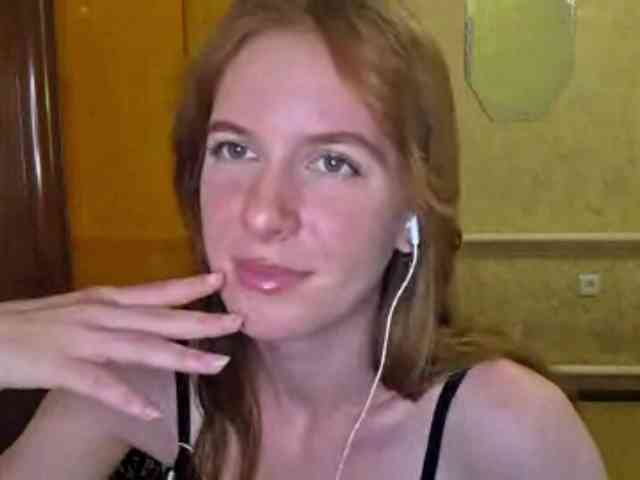 CharissePopowski webcam
