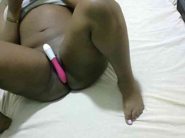 Sexy-liaby webcam
