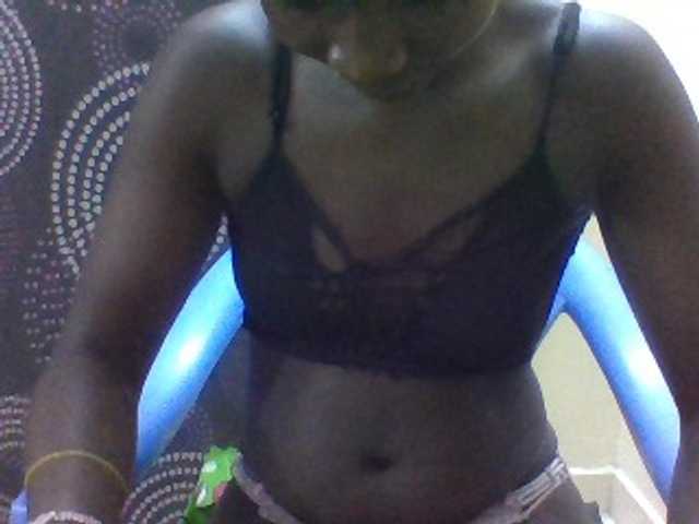 Blackbetty3 live cam on BongaCams