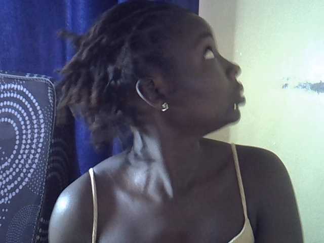 Blackbetty3 live cam on BongaCams