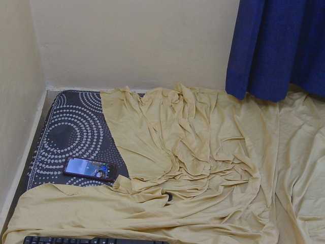 Blackbetty3 live cam preview