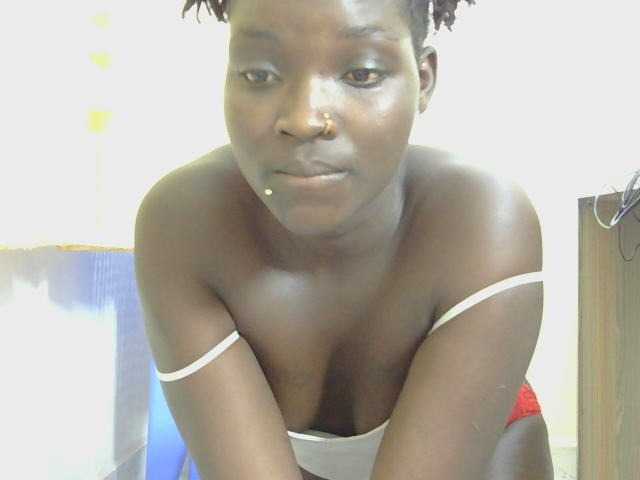 Blackbetty3 live cam on BongaCams