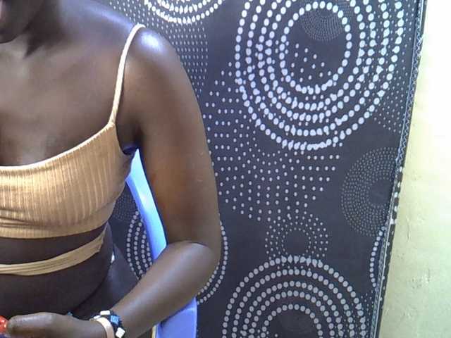 Blackbetty3 live cam on BongaCams