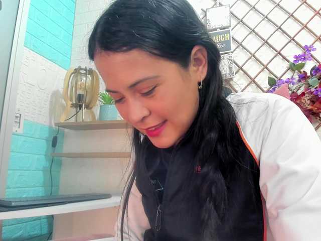 LITTLE-NESSA preview