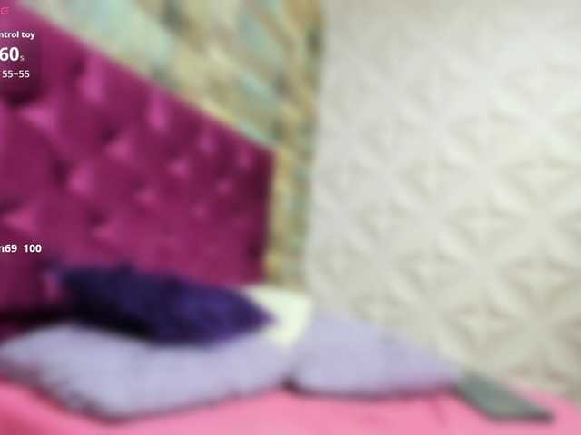 LITTLE-NESSA live cam on BongaCams
