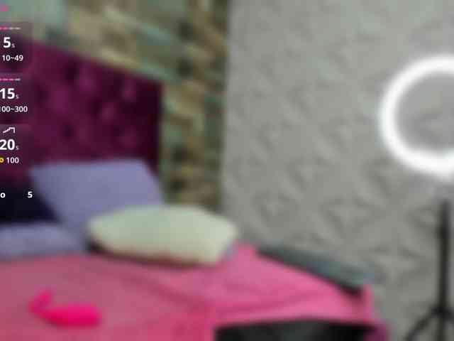LITTLE-NESSA webcam