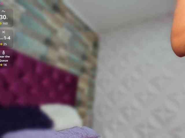 LITTLE-NESSA webcam