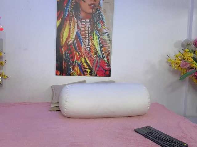 LittleSky live cam on BongaCams