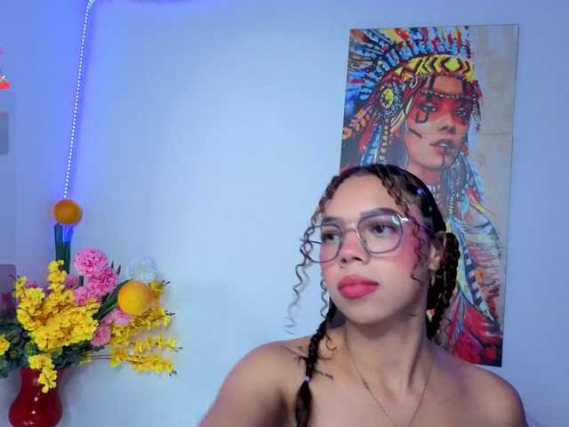 LittleSky live cam on BongaCams