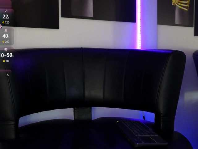 LittleSky live cam on BongaCams