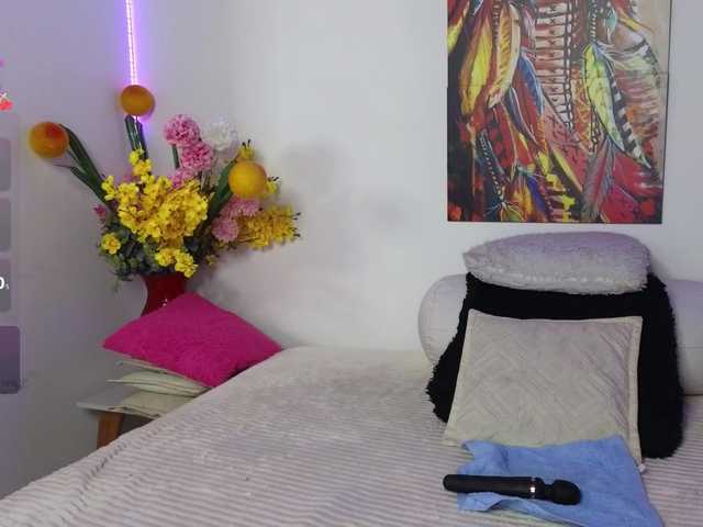 LittleSky live cam on BongaCams