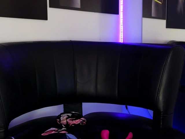 LittleSky live cam on BongaCams