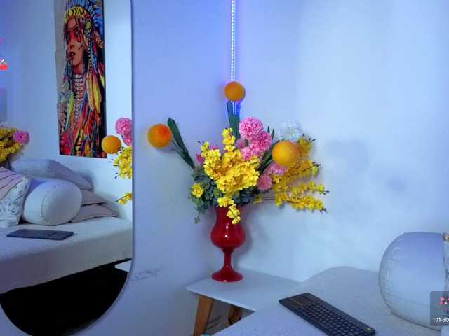 LittleSky live cam on BongaCams
