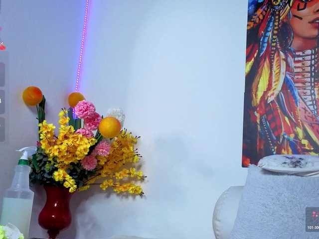 LittleSky live cam on BongaCams
