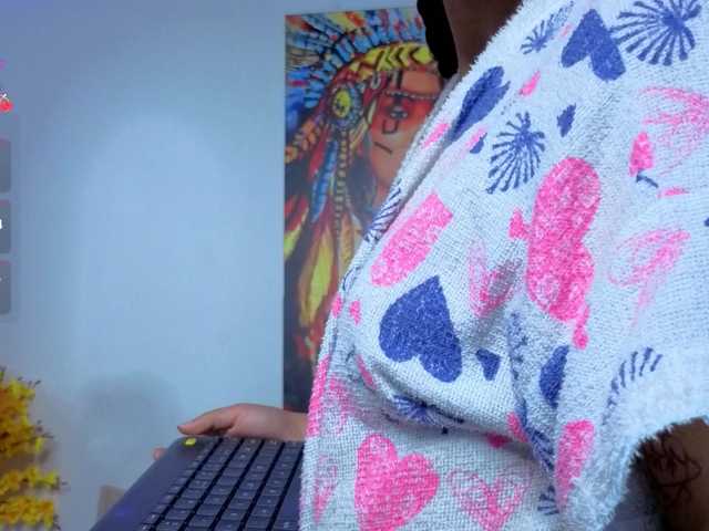 LittleSky live cam on BongaCams