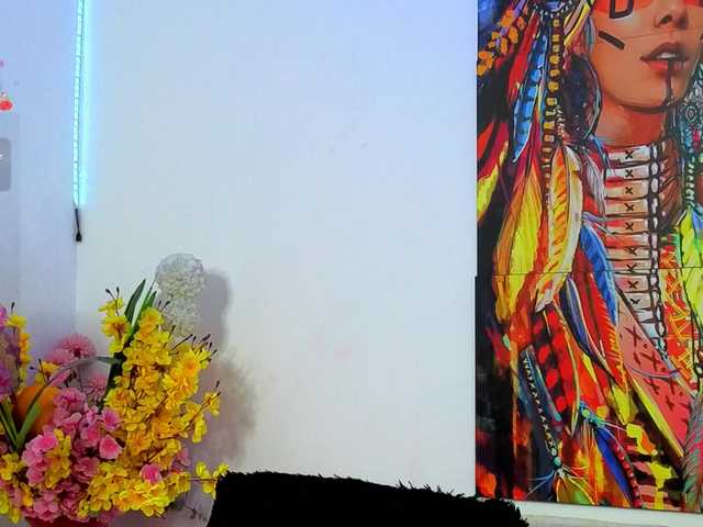 LittleSky's BongaCams show and profile