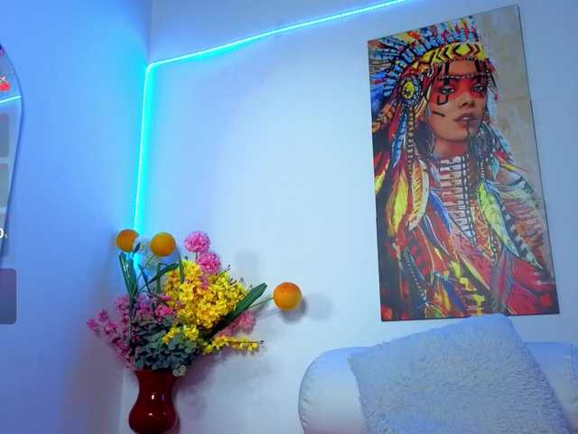 LittleSky live cam on BongaCams