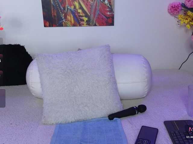 LittleSky live cam on BongaCams