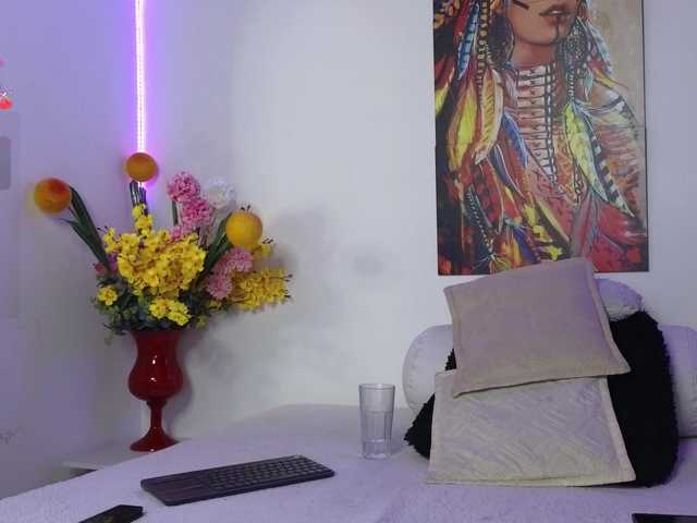 LittleSky live cam on BongaCams