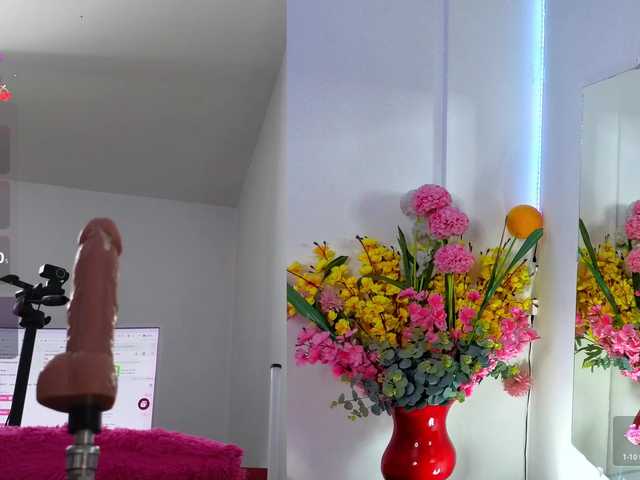 LittleSky's BongaCams show and profile