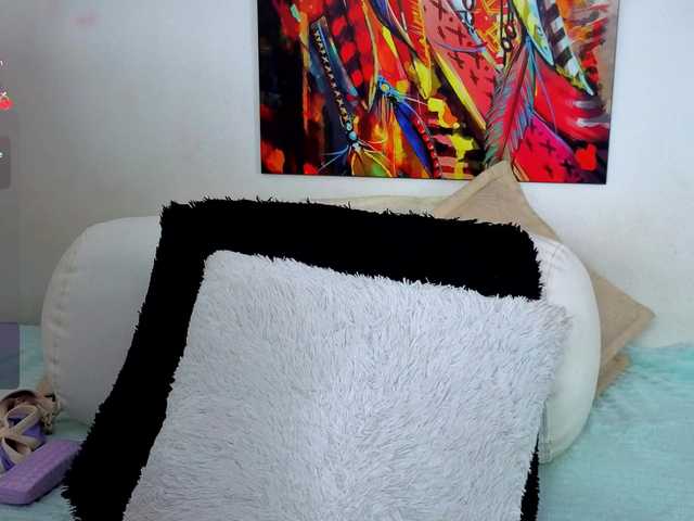 LittleSky's BongaCams show and profile