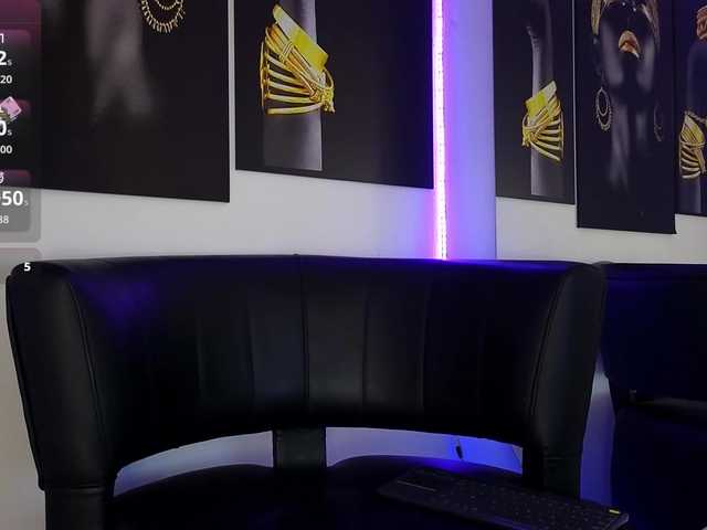 LittleSky live cam on BongaCams
