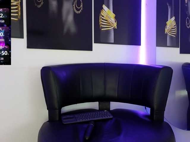 LittleSky live cam on BongaCams