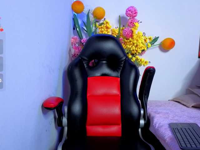 LittleSky live cam on BongaCams