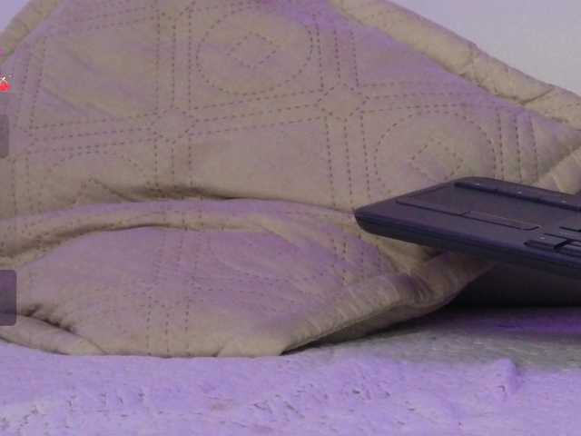 LittleSky live cam on BongaCams