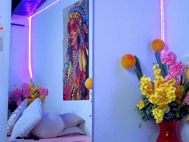 LittleSky live cam on BongaCams