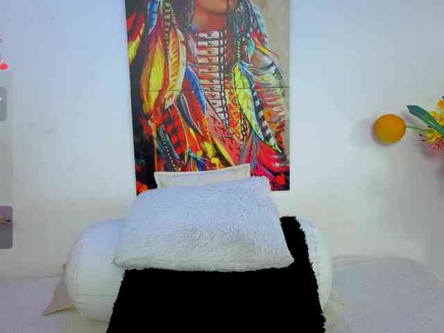 LittleSky Live Webcam on BongaCams