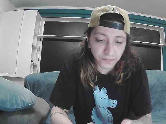 Model: sapphirevelvet