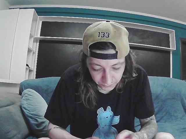 Model: sapphirevelvet