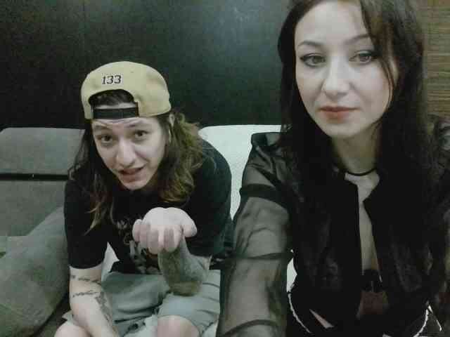 Acest model este live acum. Sapphirevelvet